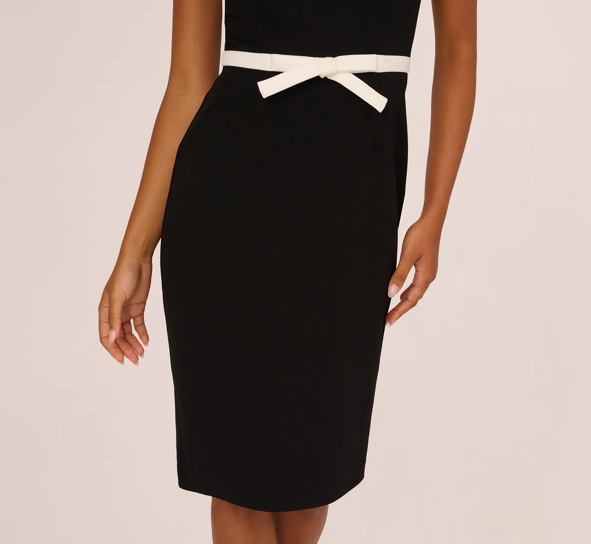 Cap Sleeve Contrast Trim Sheath Dress In Black Ivory - Image 4